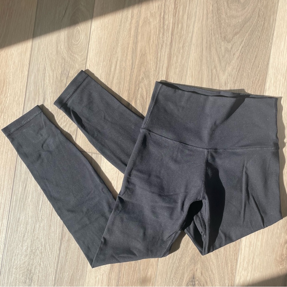 LULULEMON ATHLETICA • Black Leggings